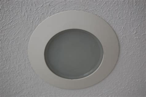 How To Change A Recessed Light Bulb On A High Ceiling Ceiling Ideas