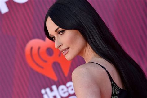 Did Kacey Musgraves Have Plastic Surgery Lips Botox Nose Job And More Plastic Surgery Celebs