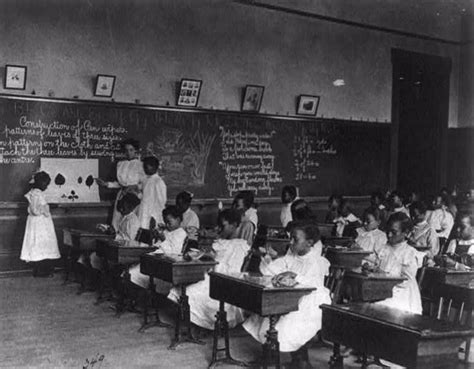 Here S What School Classrooms Looked Like From The Late 19th Century ~ Vintage Everyday