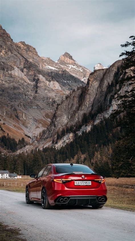 Pin By Assi Ahmed On Cars Alfa Romeo Giulia Quadrifoglio Alfa Romeo