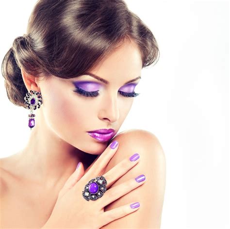 Makeup Model Lilac Lady Wallpaper 2560x2555 478790 Wallpaperup