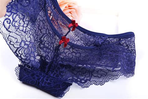Women Elegant Lace Ruffle Non Trace Thong Panty Sexy Mature Underwear Lady Back Cage Cozy Briefs