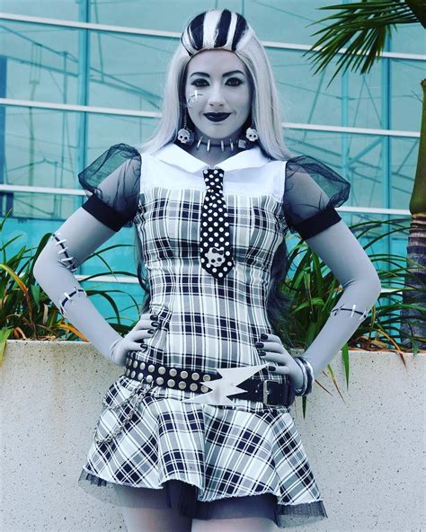 Feeling A Monsterhigh Mood Today With Amandolin414 As Frankie Stein Costume By
