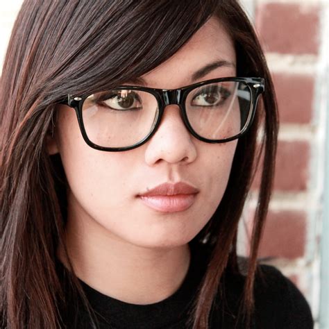 Fashion And Beauty Aok Clear Wayfarers Hipster Glasses Girl With