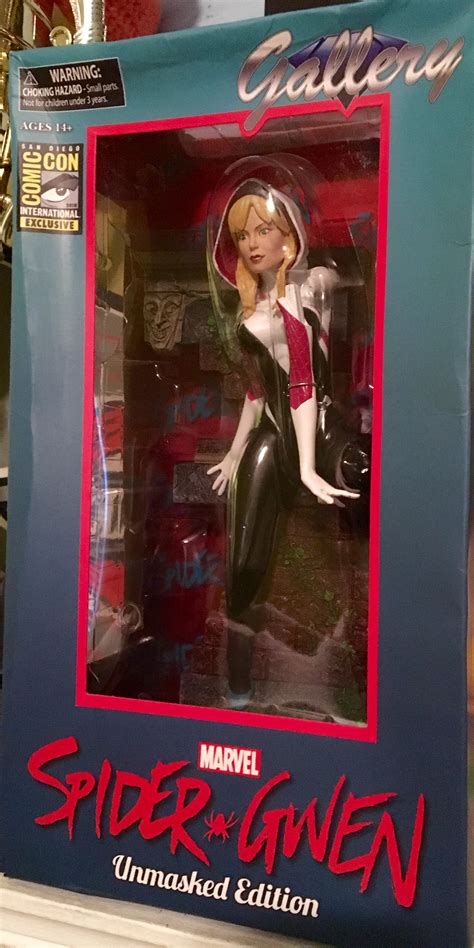 spider gwen exclusive from diamond select toys comic con 2016