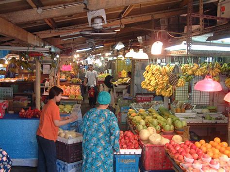Welcome to geylang serai market in singapore. Geylang Serai Market : interior | View of fruit stalls in ...