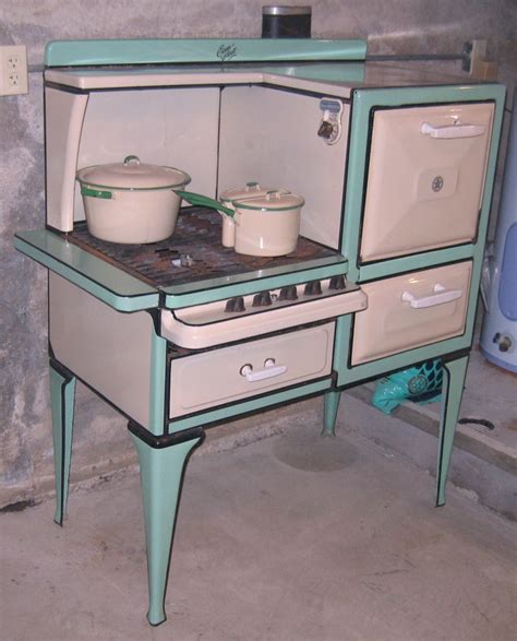 1920s Even Heet Gas Stove Vintage Kitchen Appliances Vintage Stoves