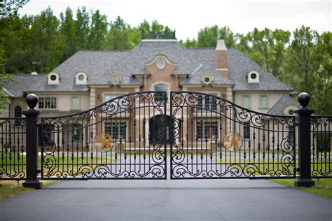 Beautiful Iron Estate Gates Present Positive First Impressions On This