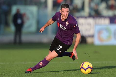 In the current club roma played 2 seasons, during this time he played 91 matches and scored 19 goals. Calciomercato Milan, blitz per Veretout: proposte 4 ...