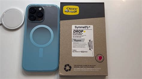 OtterBox SYMMETRY SERIES+ CLEAR Antimicrobial Case with MagSafe for