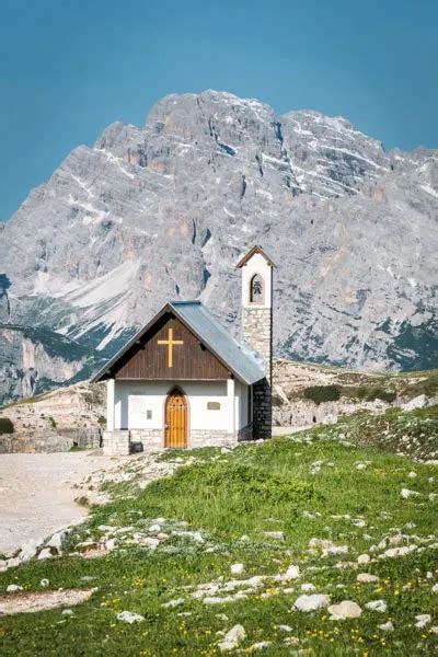 Hiking The Tre Cime Di Lavaredo Loop Dolomites Expert Vagabond