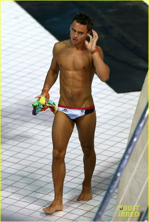 British Diver Tom Daley Misses Out On Olympic Medal Photo 2694268 Photos Just Jared