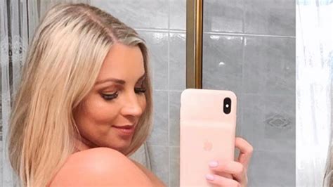 Instagram Model Shares Real Naked Photos Of Before And After Pregnancy The Courier Mail