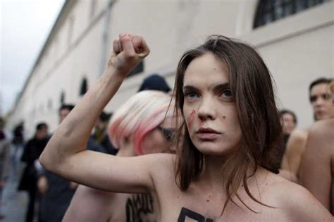 Oksana Shachko Death Co Founder Of Feminist Group Femen Found Dead In Paris London Evening