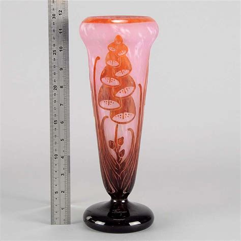 Art Deco Cameo Cased And Cut Glass Vase Digitale By Le Verre Français For Sale At 1stdibs