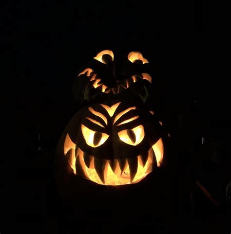 Most Scary Pumpkin Faces That Will Give You Goosebumps See Them Here