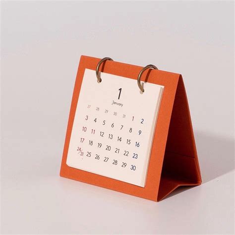 A Small And Cute Desktop Calendar The Design Is Simple And Timeless