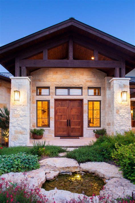 15 Inviting Rustic Entry Designs For This Winter Country House Design