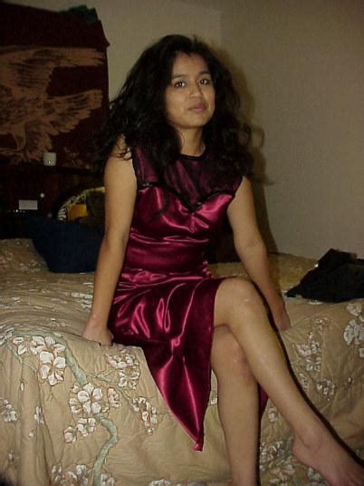 desi indian aunty put off nighty and show nude figure free download nude photo gallery
