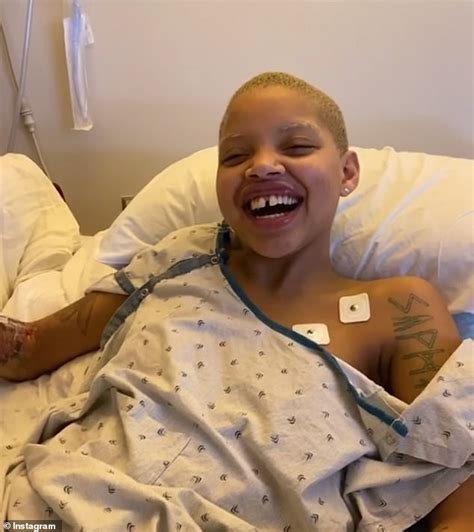Model Slick Woods Reveals She Almost Died From An Unexpected Seizure Daily Mail Online
