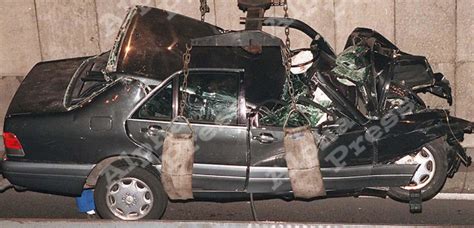 Lone survivor of princess diana car crash kept repeating one thing after the accident. Dictator of the British Empire