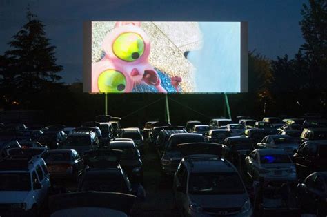 drive in movie theatre bezywings