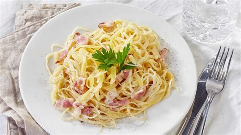 Resep Spaghetti Carbonara Gurih Creamy Dan Praktis
