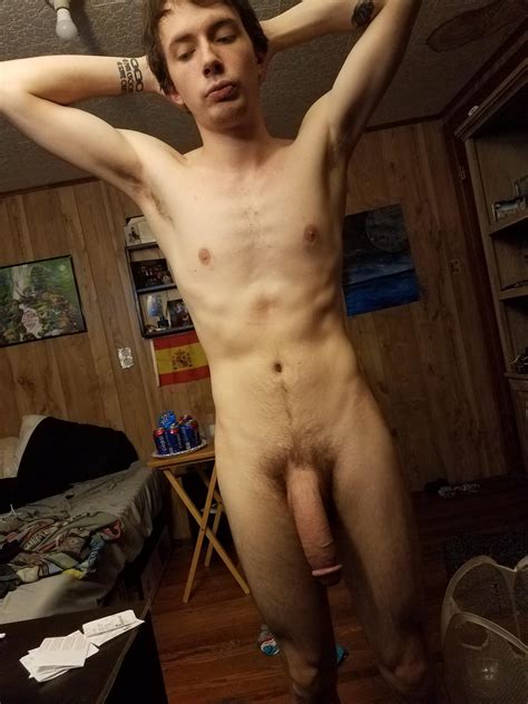 Photo Who Are Your Favorite Big Dick Twinks Page 45