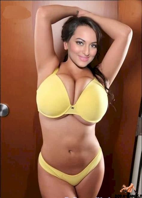 Sonakshi Pussy Bra Sinha Actress Nangi Yellow Xxx Desi Boobs Fake Sexy