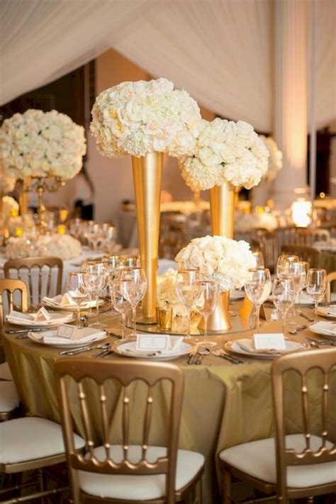 25 Glamorous Gold Wedding Party Decoration Ideas For Wedding Inspiration Gold Wedding