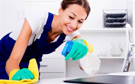 Personal Femenino Para Limpieza En Oficinas Y Fabrica Part Time