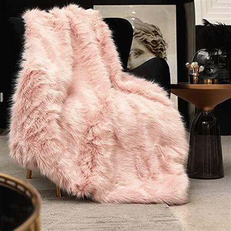 Pink Faux Fur Throw Blanket Luxury Modern Blush Home Throw Blanket Super Warm Fuzzy Elegant