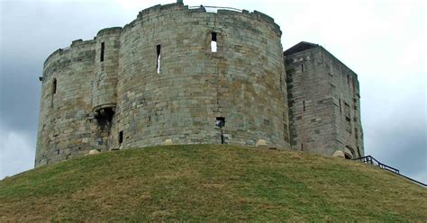 The Castles Towers And Fortified Buildings Of Cumbria Cliffords