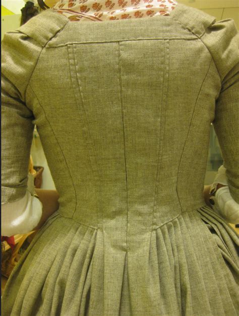 18th Century Clothing 18th Century Fashion 18th Century Dress