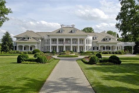 See Inside The Most Amazing Celebrity Mansions In Nashville