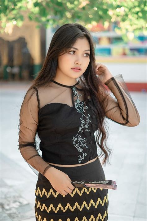 Pin By Cloud Cole On Myanmar Girls In 2020 Fashion Cute Beauty Girl