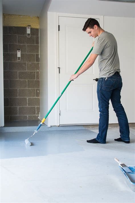 How To Refinish A Garage Floor With Rust Oleum Epoxyshield Christene