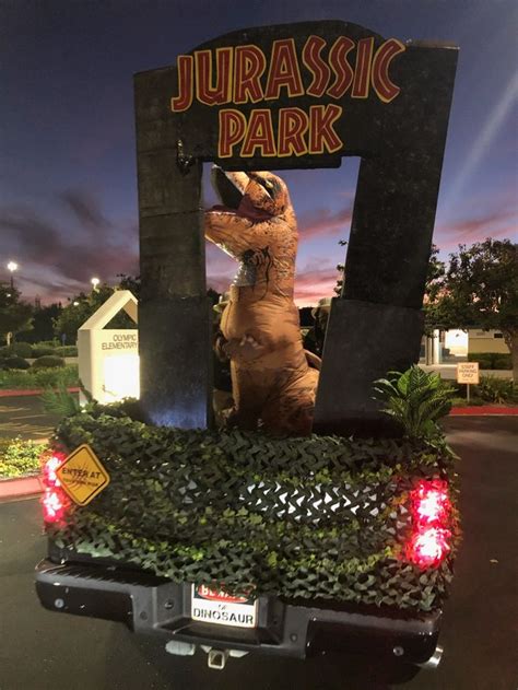 Pin By Denise Manriquez On Jurassic Park Car Decorations Halloween