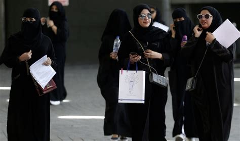 Saudi Arabia Grants Women Permission To Apply For Passports