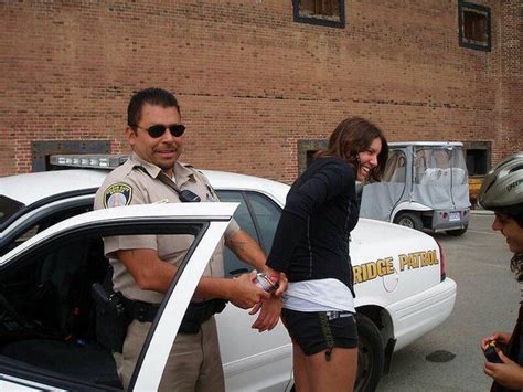 Woman Laughs When She S Arrested Learning The Handcuffs At Police S