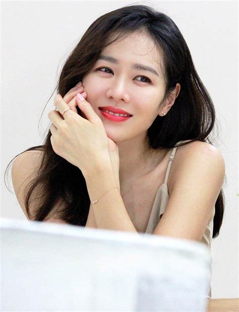 Son Ye Jin Is A Beauty In Commercial Photoshoot