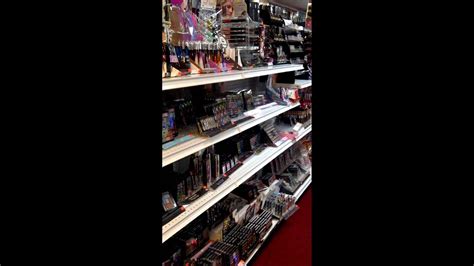 Tour of my Local Beauty supply store (small store) - YouTube