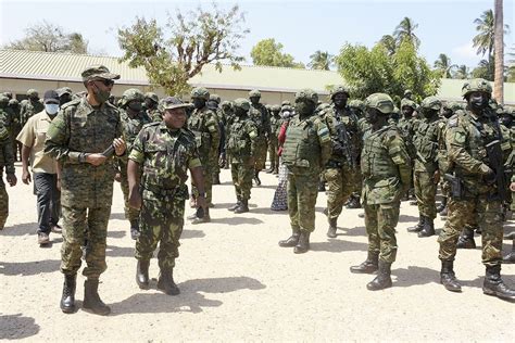Nyunsi And Kagame Visiting Rwandan Troops Stationed In Cabo Delgado