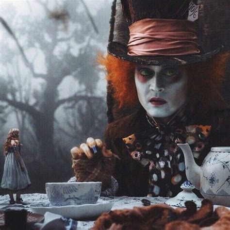 Alice In Wonderland Johnny Depp And Alice Image Alice In Wonderland