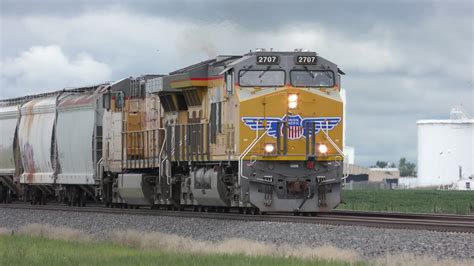 Union Pacific Mixed Freight With 4 Mid Train Dpus Youtube
