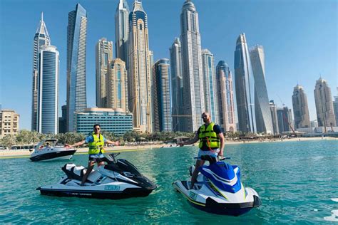 Top dubai waterskiing & jetskiing activities: Jet Ski Abenteuer in Dubai - Info & Tickets