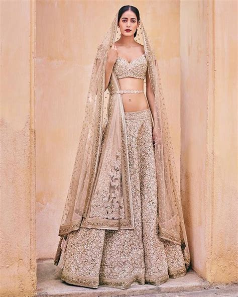 2018 Wedding Dress Trends For Brides India S Wedding Blog Indian Bridal Dress Indian Bridal
