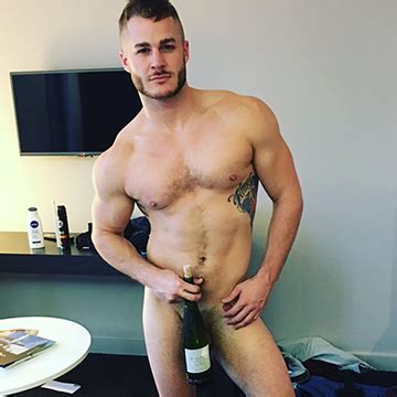 Austin Armacost Naked Male Sharing