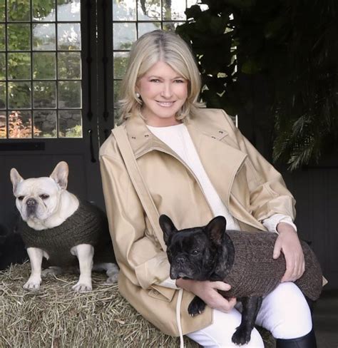 Martha Stewart Discusses Pet Cbd Canopy Growth Partnership Pet Age