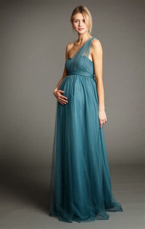 Pretty Perfect Looks For Pregnant Bridesmaids Perfete Dresses For Pregnant Women Maternity